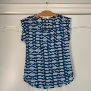 ❤️Daniel Rainn Blouse Aztec Blue White Top S